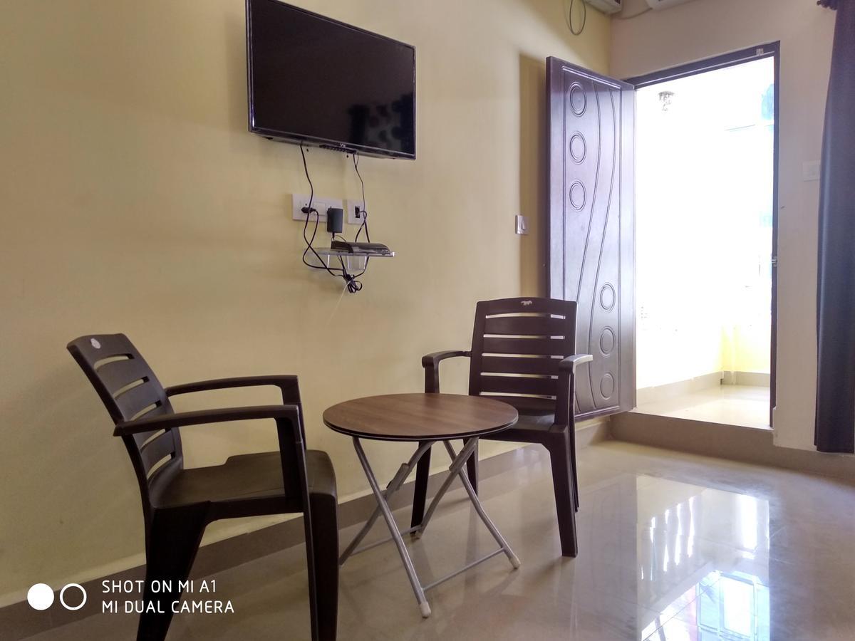 Candolim Beach Place Exterior photo