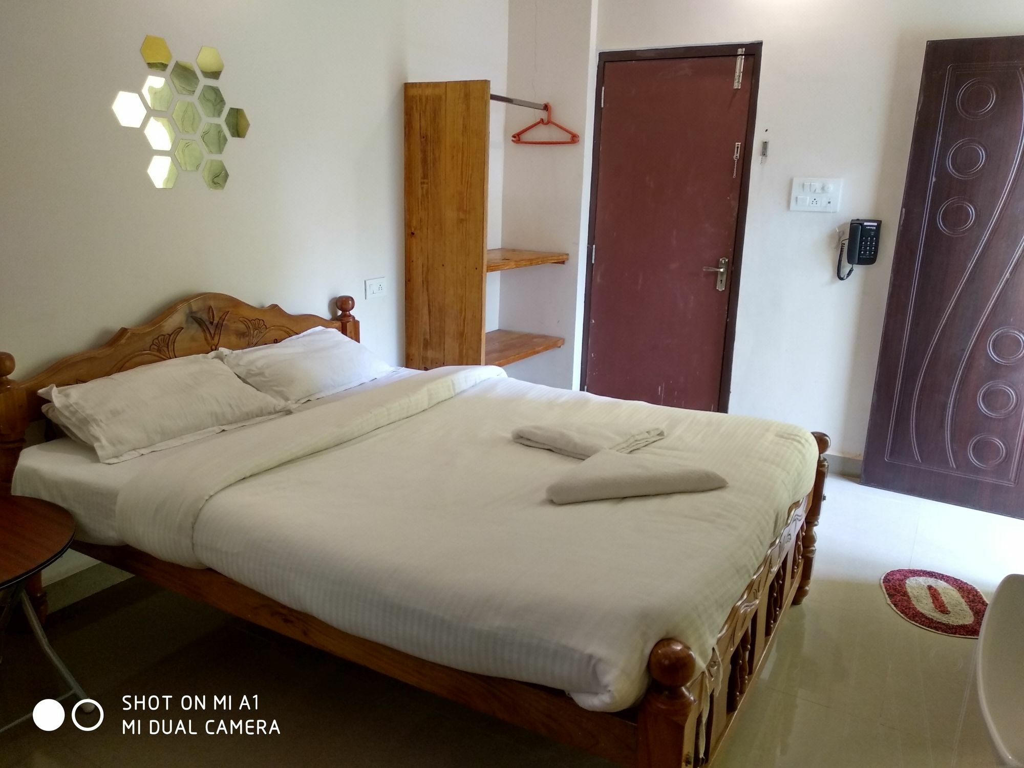 Candolim Beach Place Exterior photo